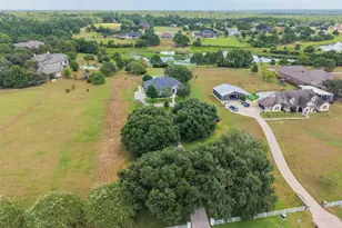 8775 Grand Lake Estates Dr, Montgomery, TX 77316 - Photo 35