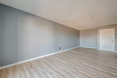 2830 S Bartell Drive #311, Houston, TX 77054 - Photo 3