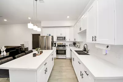 4613 Ireland Street #B, Houston, TX 77016 - Photo 5