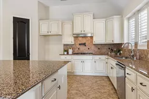 9222 Hernshead Ln, Missouri City, TX 77459 - Photo 17