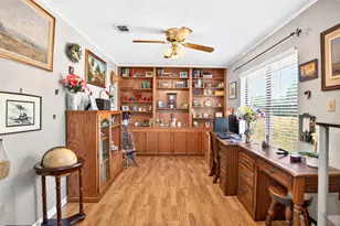 1253 Meadowview St, Crockett, TX 75835 - Photo 9