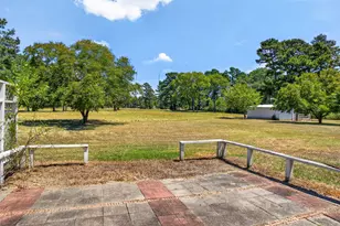 1253 Meadowview St, Crockett, TX 75835 - Photo 31