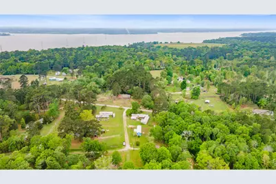 370 Lakeside Circle, Trinity, TX 75862 - Photo 23