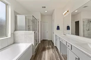 615 Laurel Trail Ln, La Marque, TX 77568 - Photo 17