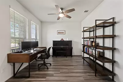 615 Laurel Trail Lane, La Marque, TX 77568 - Photo 5