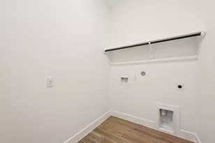 15884 Mahogany Mist Dr, Conroe, TX 77302 - Photo 23