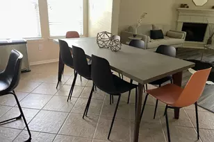 31 W Spindle Tree Circle W, The Woodlands, TX 77382 - Photo 5