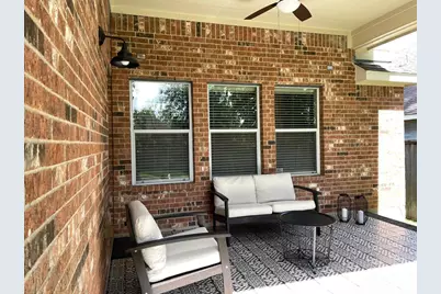 31 W Spindle Tree Circle W, The Woodlands, TX 77382 - Photo 17