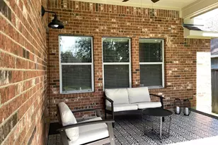 31 W Spindle Tree Circle W, The Woodlands, TX 77382 - Photo 17