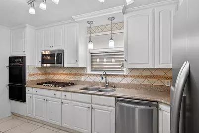 22 Willow Lane, Galveston, TX 77551 - Photo 9