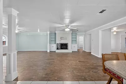 22 Willow Lane, Galveston, TX 77551 - Photo 15