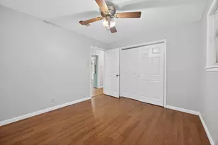 22 Willow Ln, Galveston, TX 77551 - Photo 23