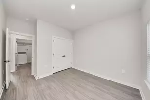 7711 Longmire Rd, Conroe, TX 77304 - Photo 19