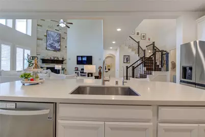 4912 Isla Canela Lane, League City, TX 77573 - Photo 11