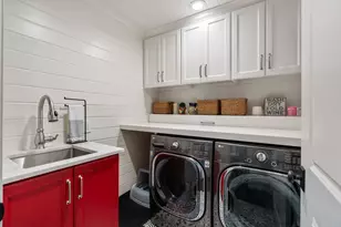 2419 Avalon Pl, Houston, TX 77019 - Photo 35