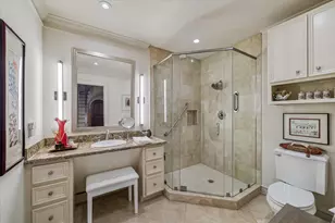 2415 W Main St, Houston, TX 77098 - Photo 21