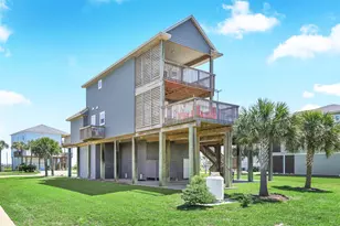 4007 Mutiny Ct, Galveston, TX 77554 - Photo 5