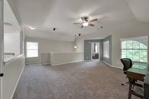 34 W Prairie Dawn Cir, The Woodlands, TX 77385 - Photo 27