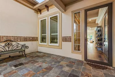 13702 Banks View Court, Houston, TX 77059 - Photo 7