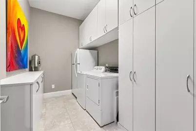 13702 Banks View Court, Houston, TX 77059 - Photo 35