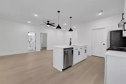 2619 Delafield St Street #4, Houston, TX 77023 - Photo 5