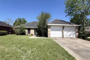 4035 Lotus Dr, Pearland, TX 77584 - Photo 1