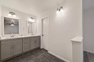 13431 Clarewood Dr, Houston, TX 77083 - Photo 19