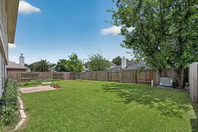 9710 Berkshire Trace, Pearland, TX 77584 - Photo 29