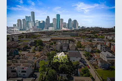 1214 Edwards Street, Houston, TX 77007 - Photo 1