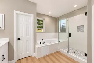302 Harbor Cir, Conroe, TX 77356 - Photo 17