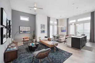 180 Malone St, Houston, TX 77007 - Photo 1