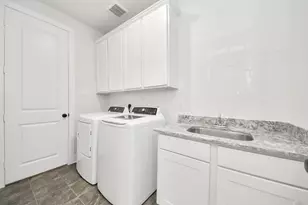 2920 Arbor Edge Crossing, Texas City, TX 77568 - Photo 15