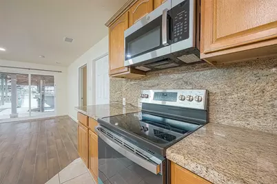 1407 Tiki Drive, Tiki Island, TX 77554 - Photo 17