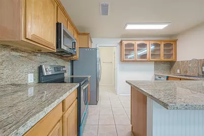1407 Tiki Drive, Tiki Island, TX 77554 - Photo 15