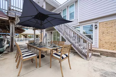 1407 Tiki Drive, Tiki Island, TX 77554 - Photo 35