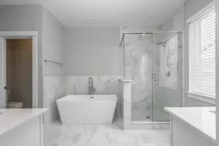 756 W Donovan St, Houston, TX 77091 - Photo 19