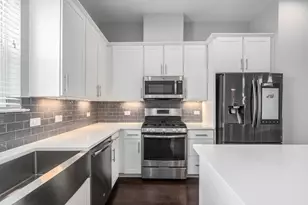 756 W Donovan St, Houston, TX 77091 - Photo 7