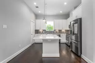 756 W Donovan St, Houston, TX 77091 - Photo 5