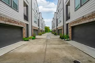 756 W Donovan St, Houston, TX 77091 - Photo 3