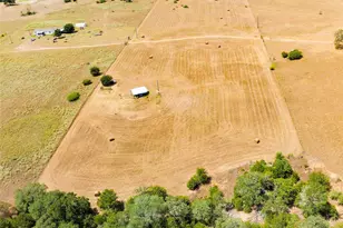 710 County Road 211A, Hallettsville, TX 77964 - Photo 15