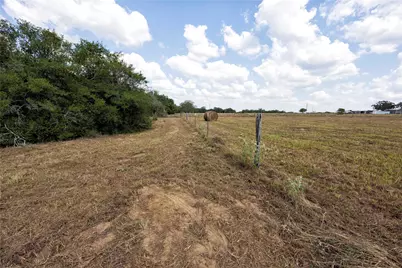 710 County Road 211A, Hallettsville, TX 77964 - Photo 23
