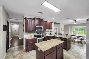 12708 Koawood Ln, Beaumont, TX 77713 - Photo 15