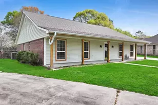 12708 Koawood Ln, Beaumont, TX 77713 - Photo 3