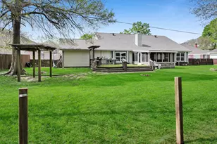 12708 Koawood Ln, Beaumont, TX 77713 - Photo 11