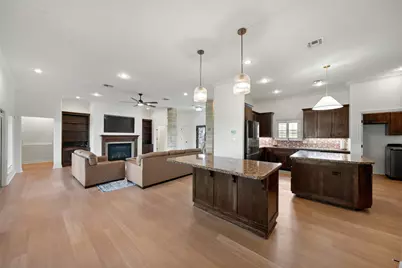 135 Wellspring Boulevard, Victoria, TX 77904 - Photo 11