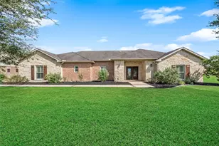 135 Wellspring Blvd, Victoria, TX 77904 - Photo 1