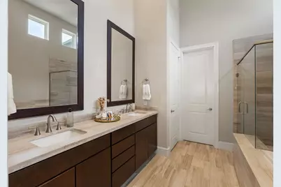 8811 Kolbe Bend Lane, Houston, TX 77080 - Photo 15