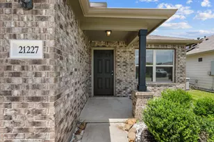 21227 Trumpet Lily Trl, Tomball, TX 77377 - Photo 3
