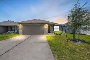 21227 Trumpet Lily Trl, Tomball, TX 77377 - Photo 1