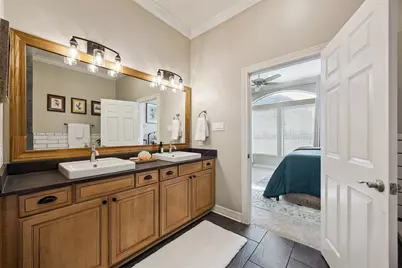 1514 Campbell Road #B, Houston, TX 77055 - Photo 17